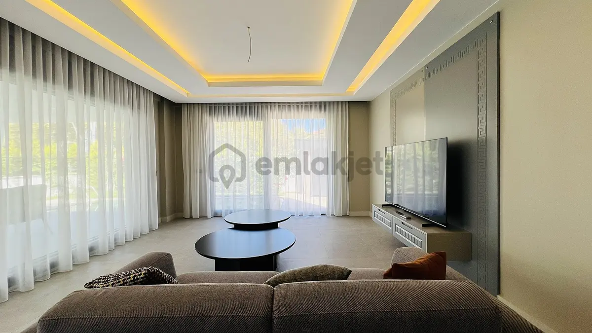 Antalya Kemer Çamyuva’da Satılık Lüks Villa - 19