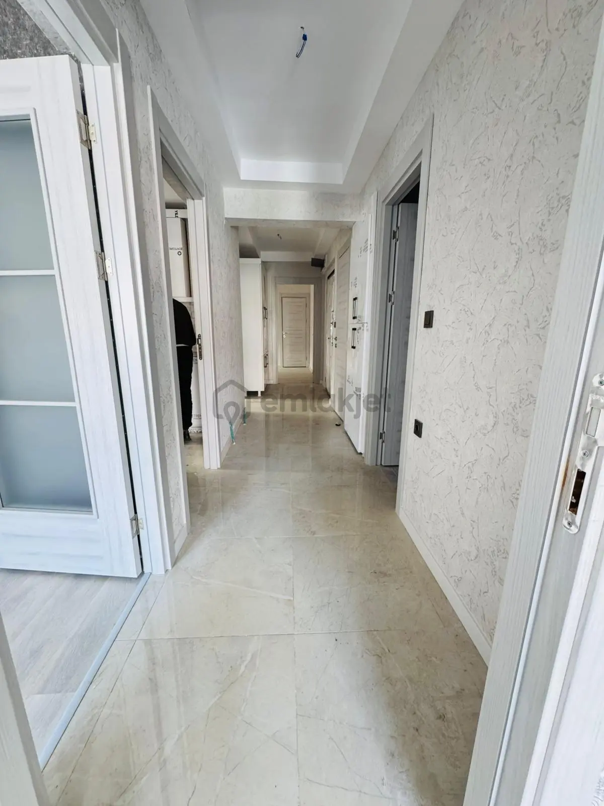 Karapürçek'te Ebeveyn Banyolu Asansörlü 3+1 Satılık Sıfır Daire !! - 23