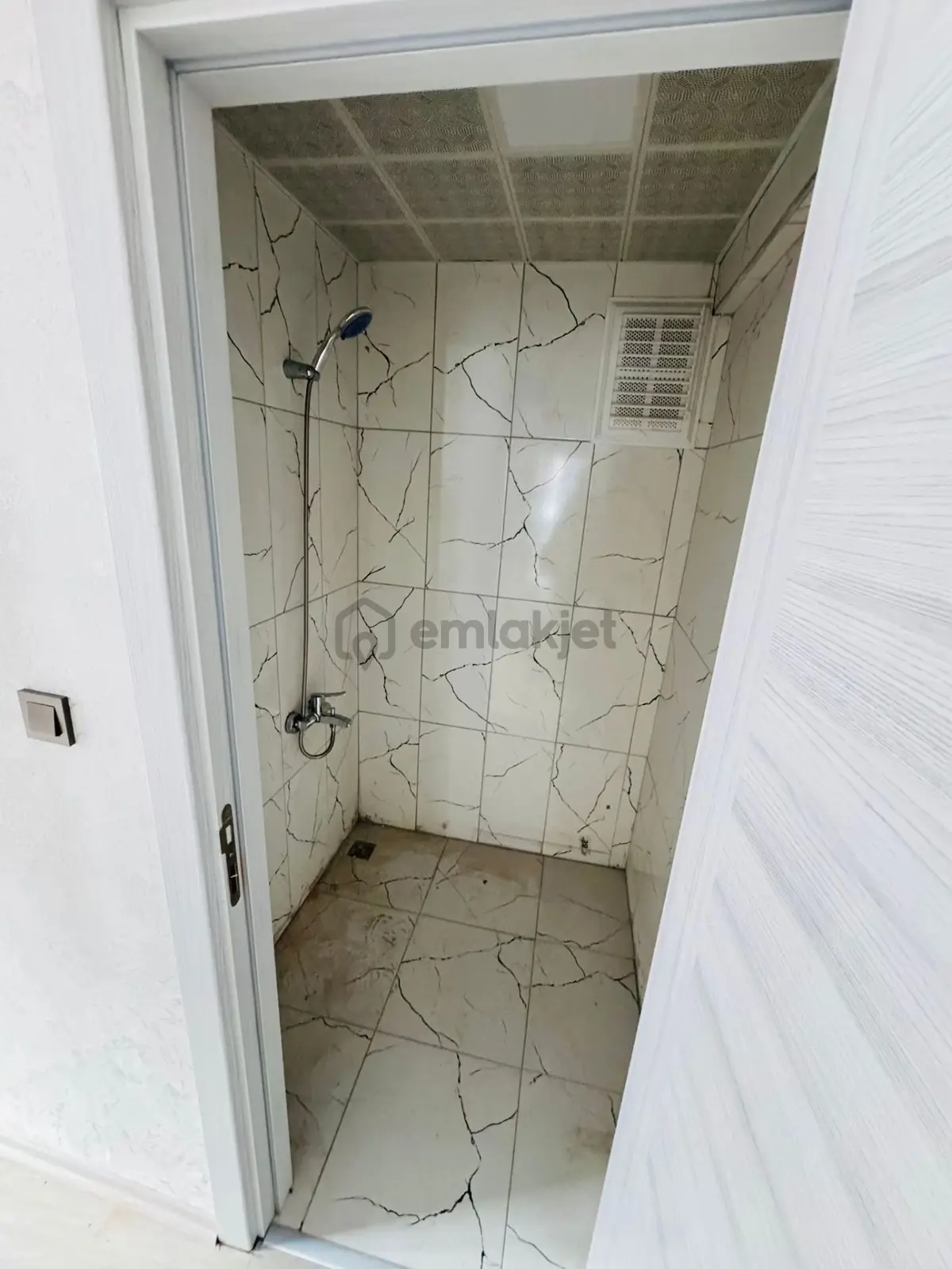 Karapürçek'te Ebeveyn Banyolu Asansörlü 3+1 Satılık Sıfır Daire !! - 18