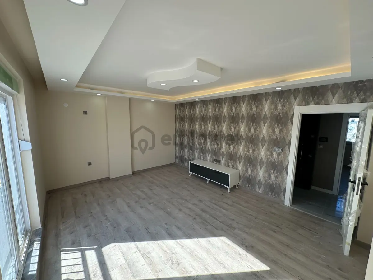 Aktoprakta Site İçerisinde Sıfır Asansörlü 2+1 - 3