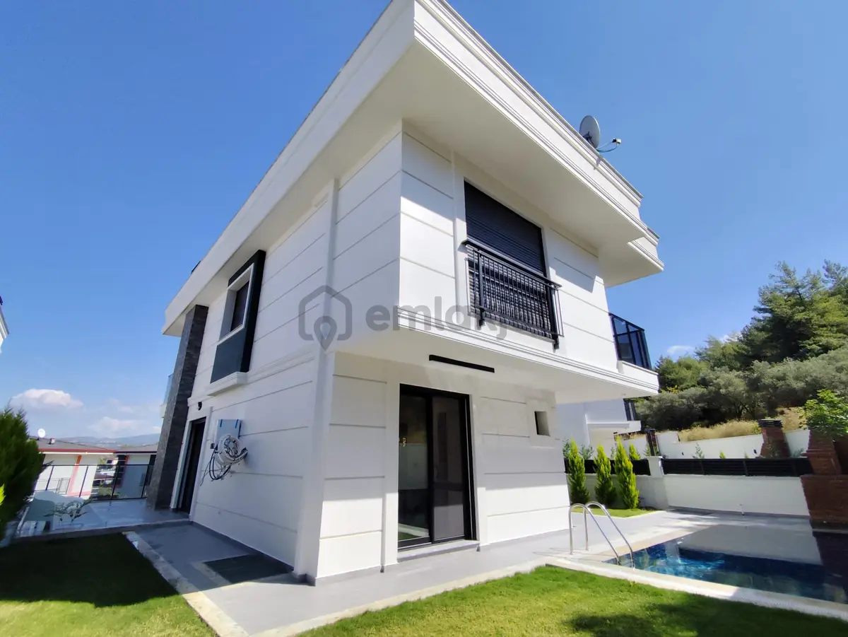 330m2 Arsa İçerisnde 5+2 Özel Havuz’lu Villa - 3