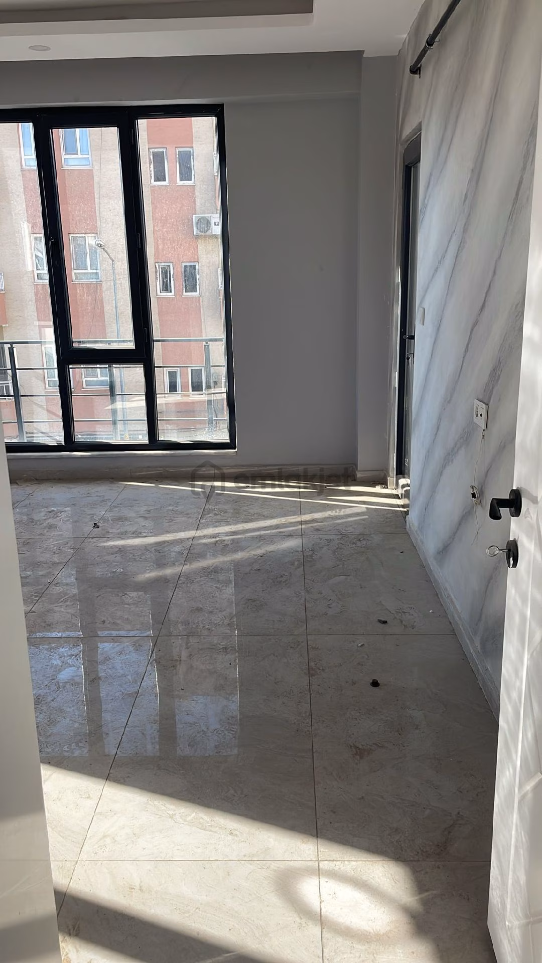 Şimşek Gayrimenkul Den Kiralık Daire