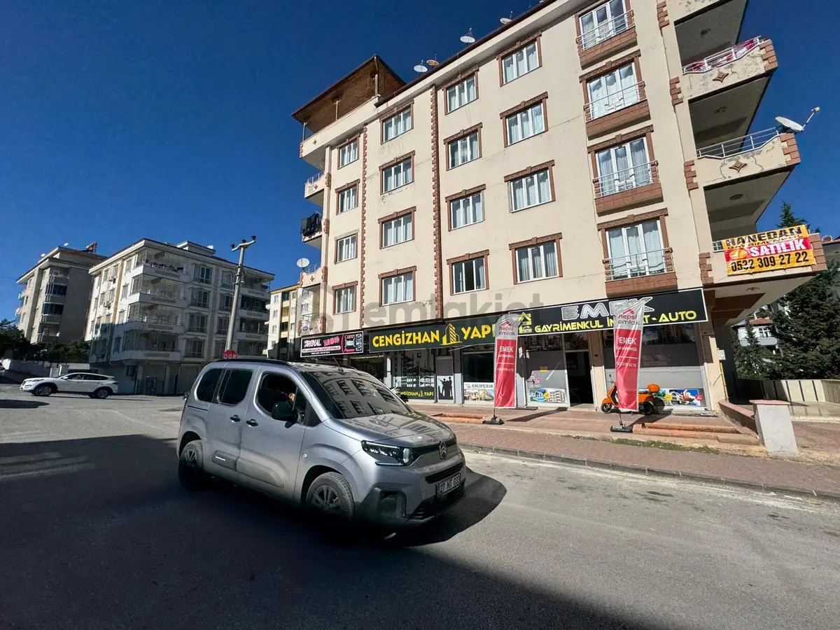 Hanedan Gyo'dan Yeditepe'de Satılık 3+1 Daire - 2
