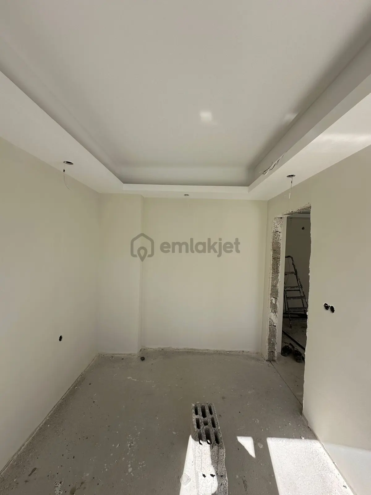 Van'ın En Güzel Konumunda Satılık 1+1 Daire - 10