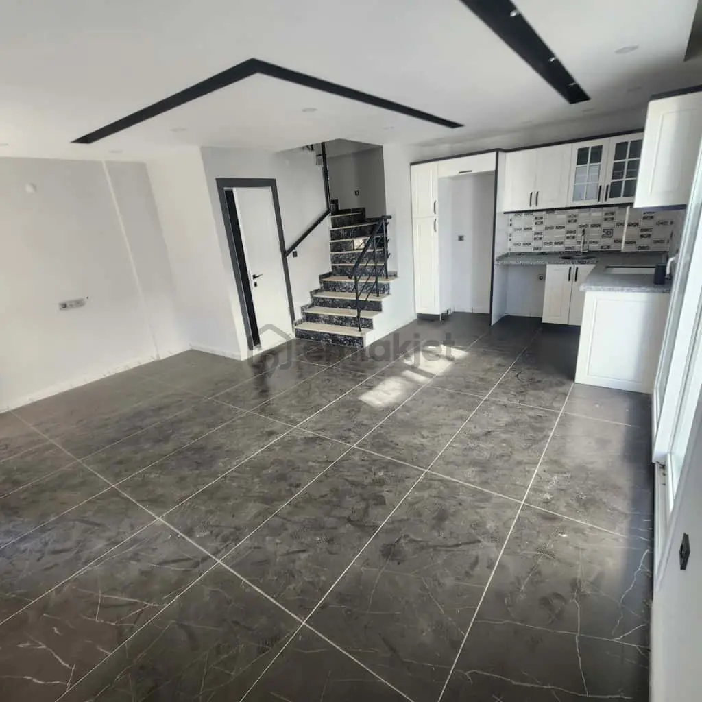Didimde Denize 700 Metre 3+1 Açık Mutfak Villa - 3