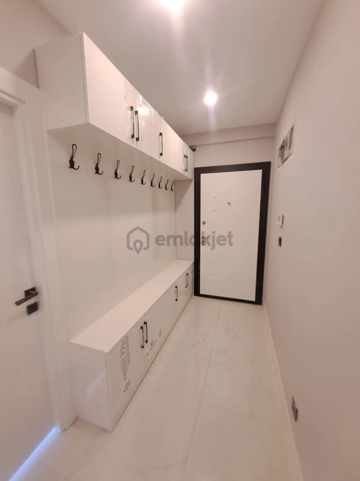 2+1 100 M2 3 Katlı Binanın 2 Katında (d200) - 18