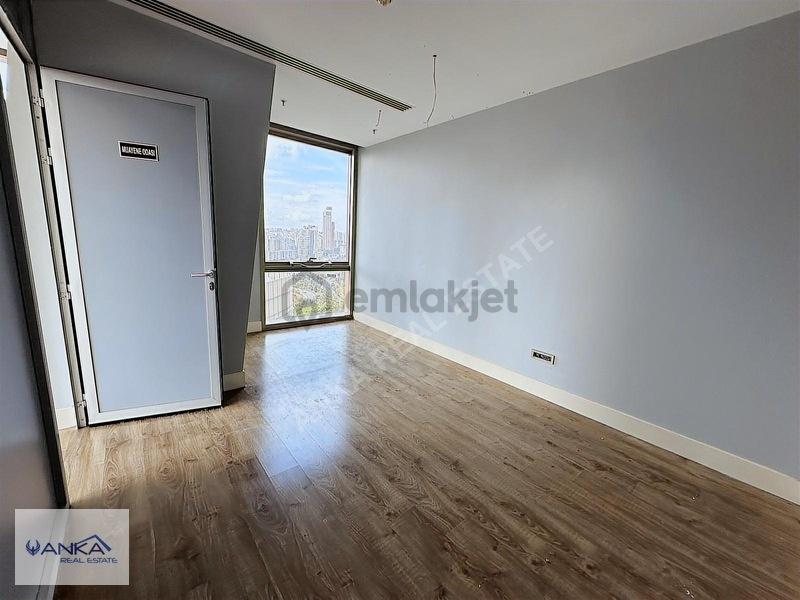 Metropol İstanbul'da Kiralık 102 M² A+ Ofis - 29