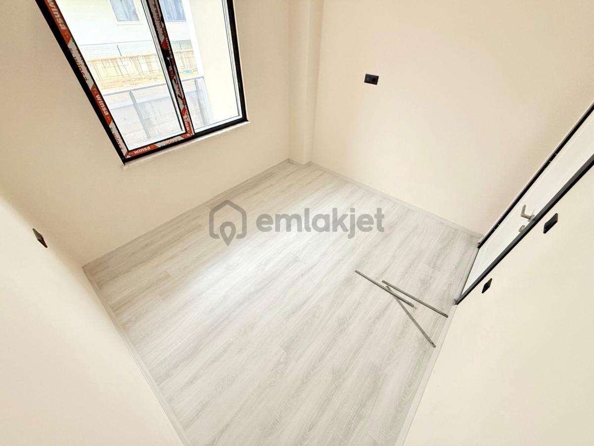 ▶ ▶akçay Körfez'den Ön Cephe Geniş Balkonlu 1+1 Satılık Daire - 19