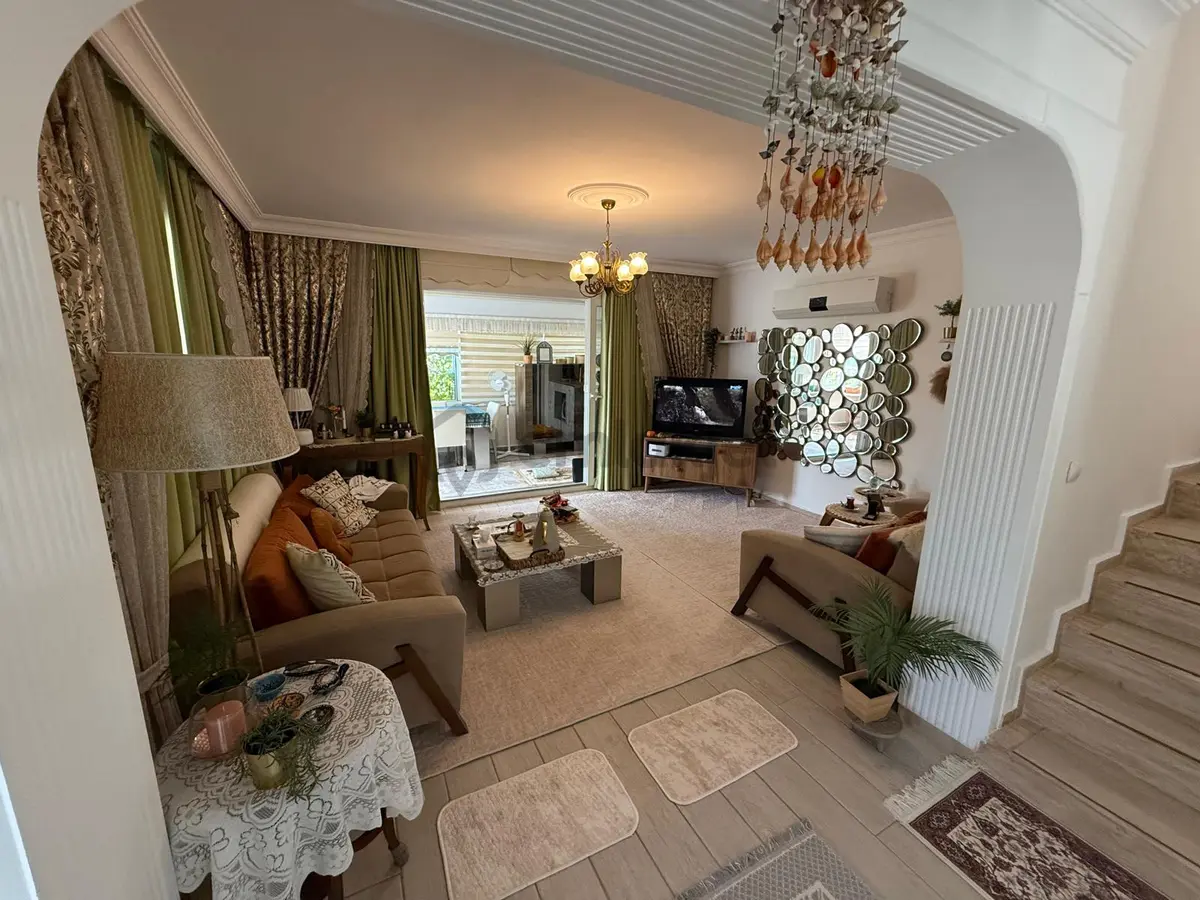 Kuşadası Davutlar Caferli'de Deniz Manzaralı Satılık Villa - 9