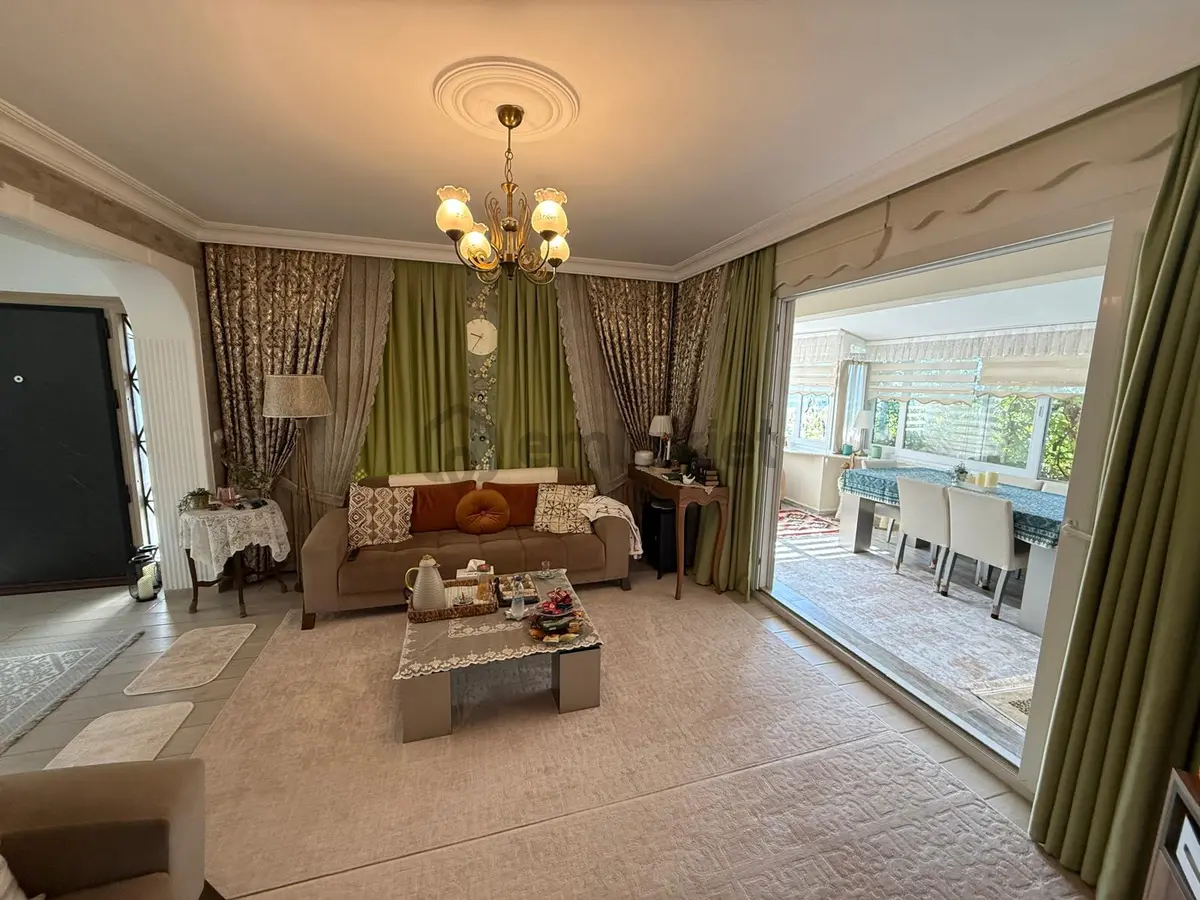 Kuşadası Davutlar Caferli'de Deniz Manzaralı Satılık Villa - 10