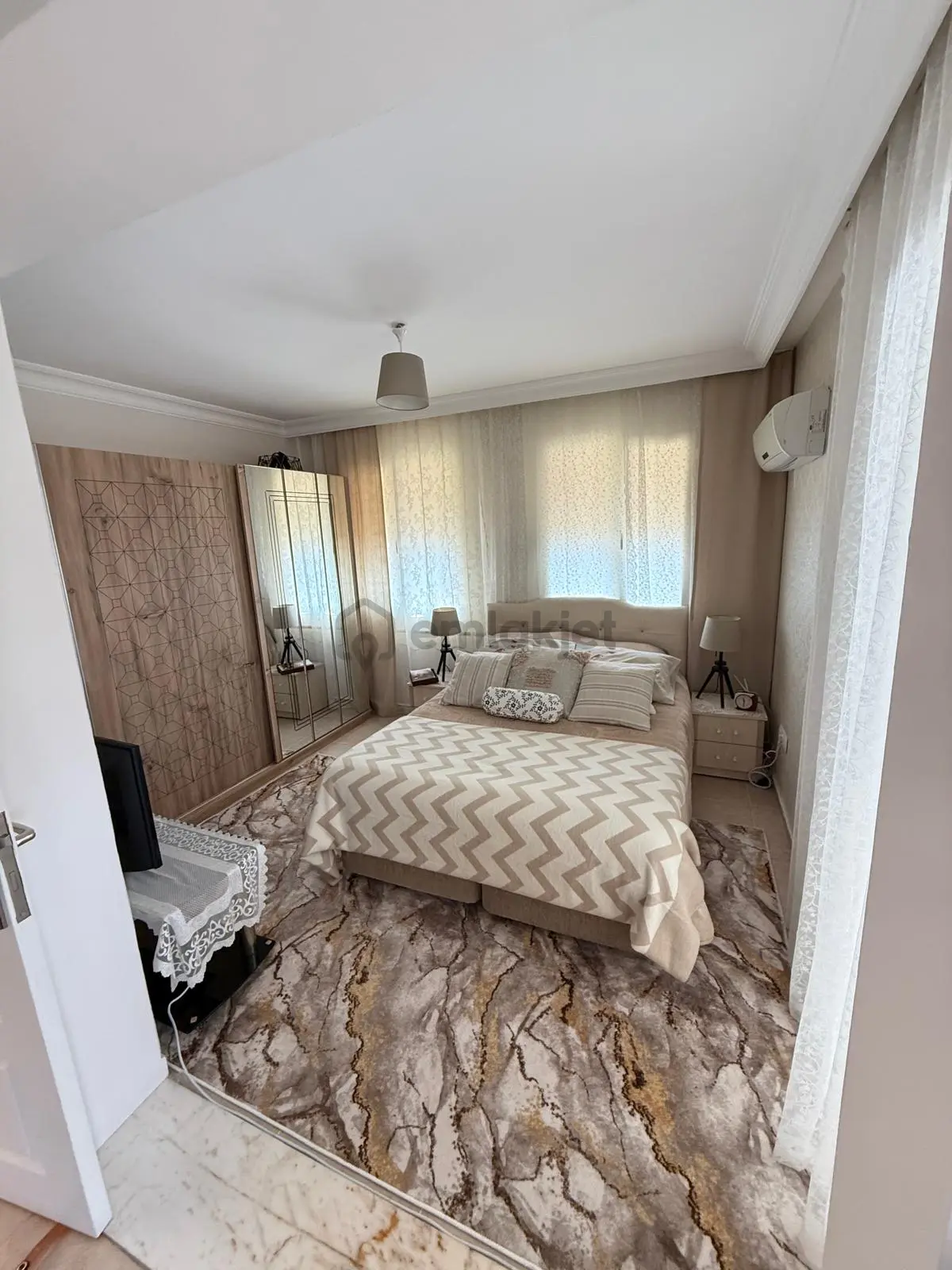 Kuşadası Davutlar Caferli'de Deniz Manzaralı Satılık Villa - 25