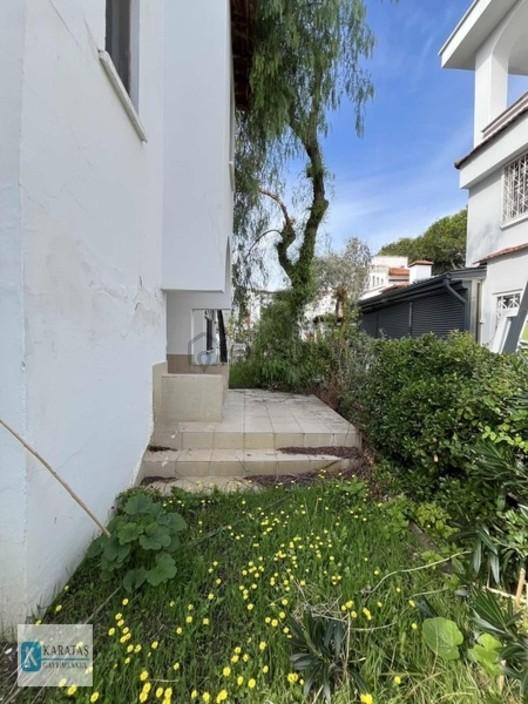 Karataş | Altınova'da Denize Sıfır Site İçerisinde 6+1 Villa - 33