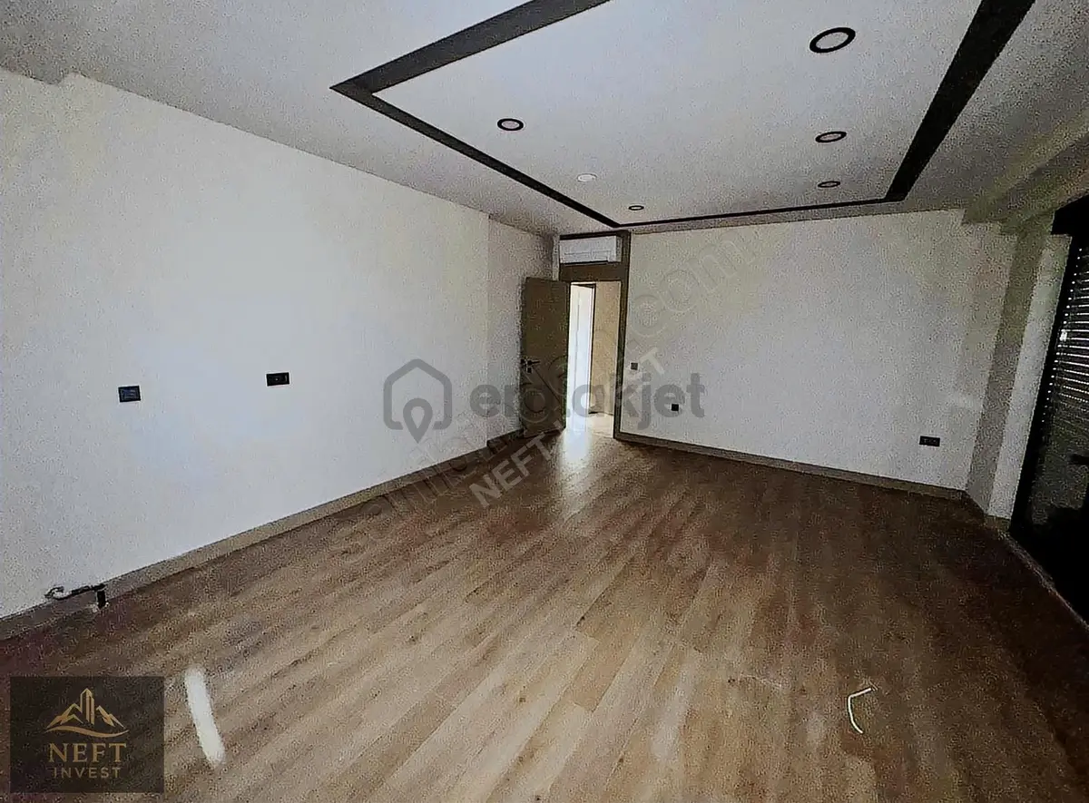 Lüks Konsept İçerisinde Sıfır Binada Geniş 2+1 3 Banyolu - 9