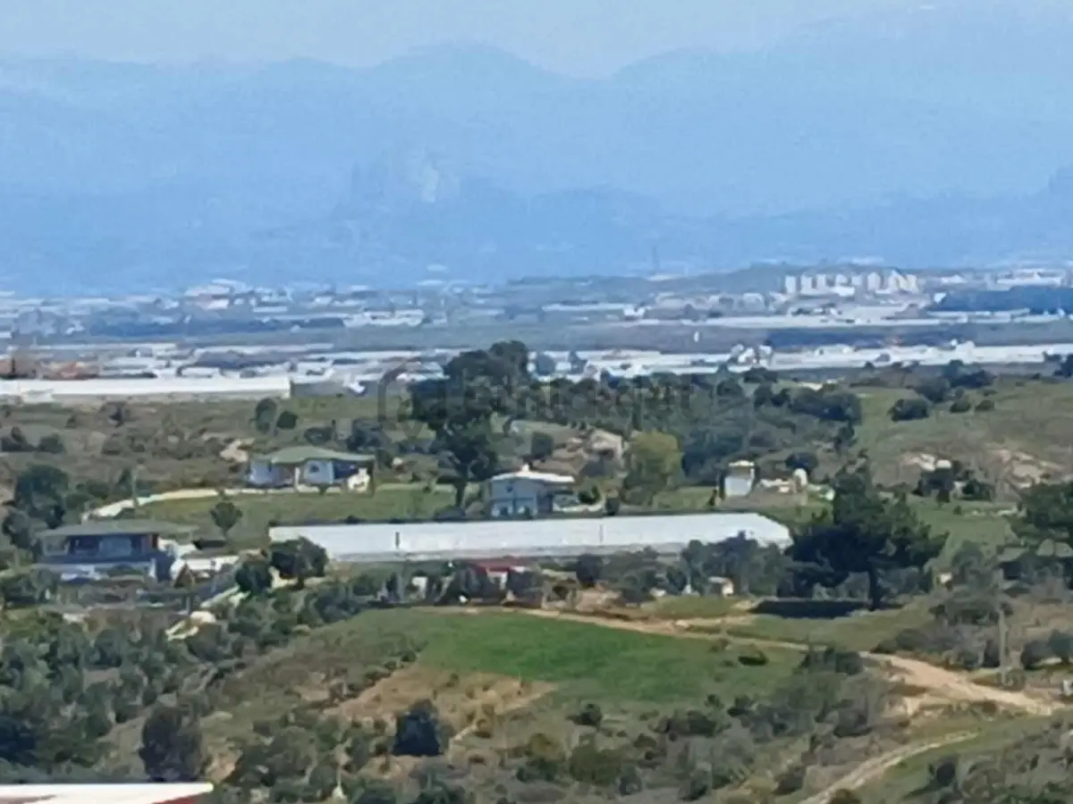 Altıntaş Satılık Villa Havuzlu Site İçerisinde - 9
