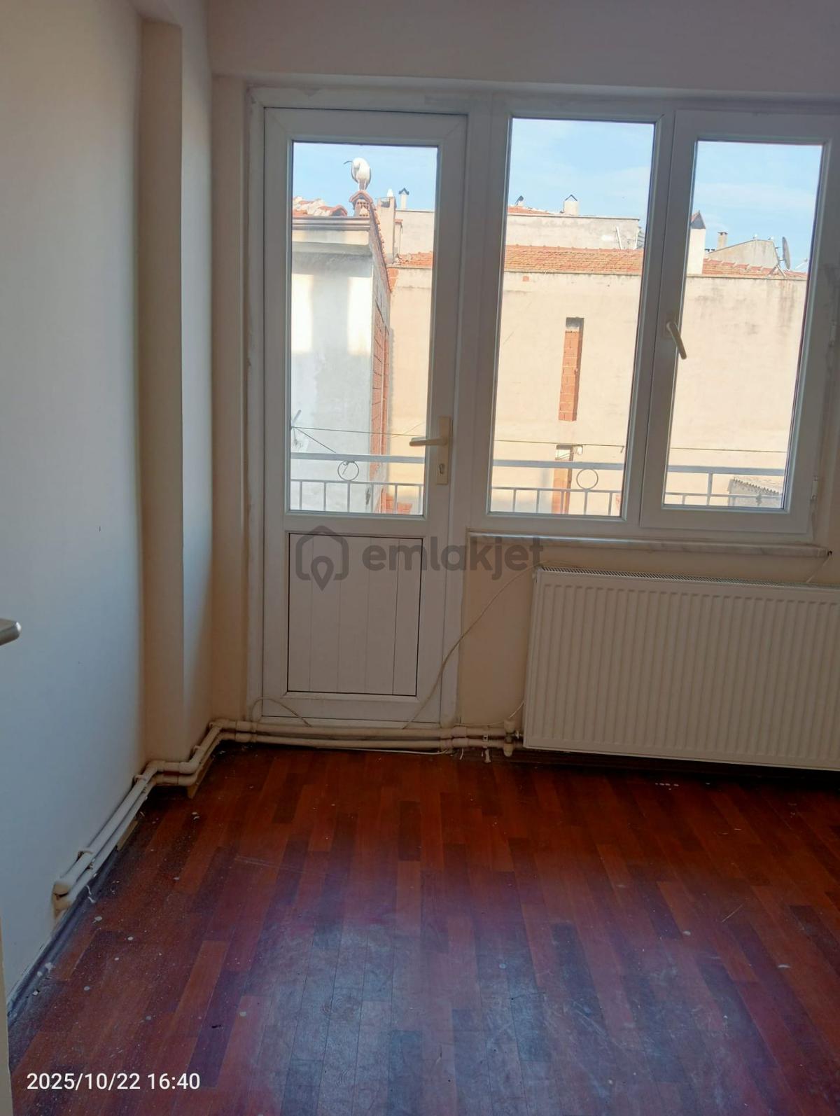 Demirsubaşı Mahallesinde 2+1 Satılık Daire - 4