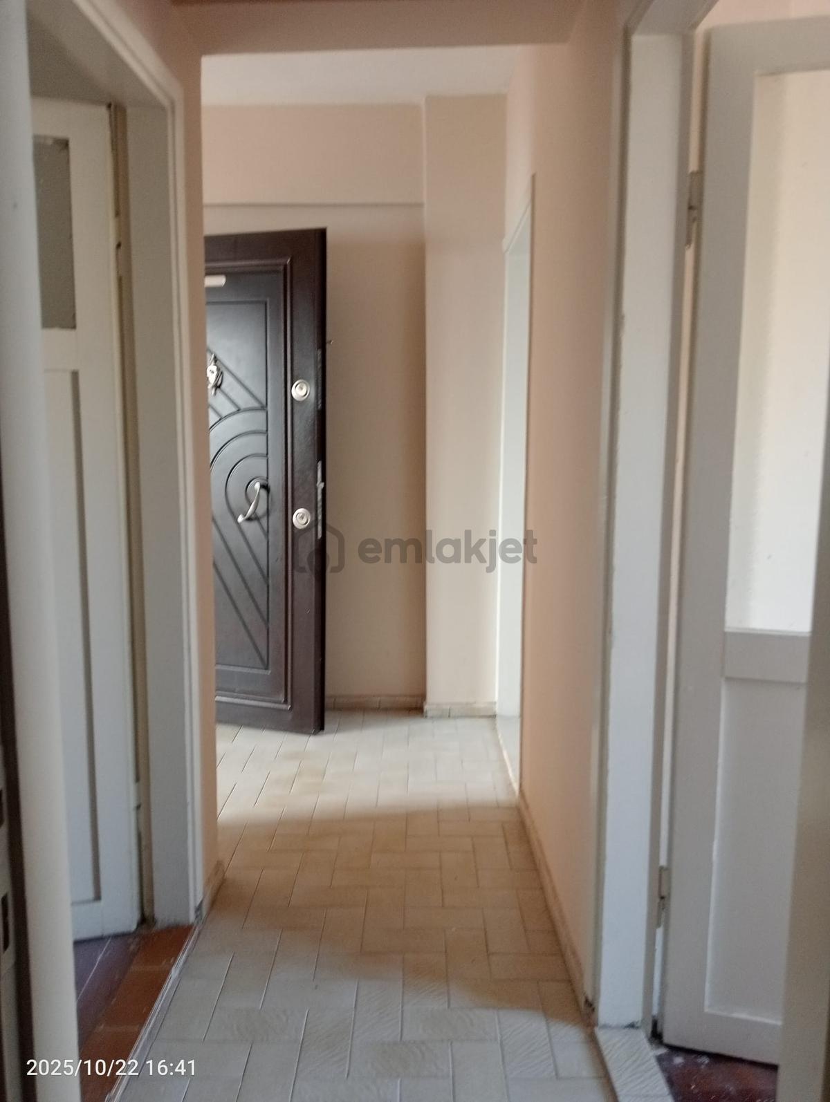 Demirsubaşı Mahallesinde 2+1 Satılık Daire - 9