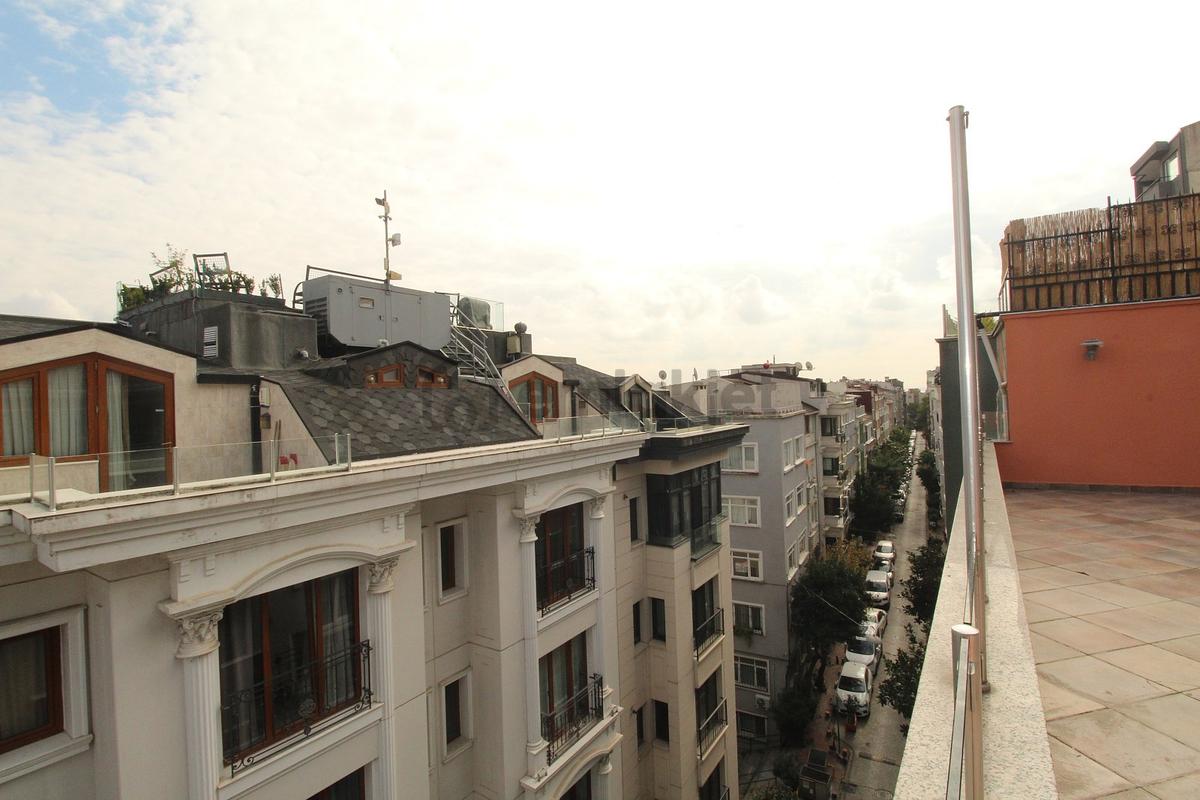 Beyoğlu Cihangir'de Taksim'e Yakın Geniş Teraslı Daire - 25