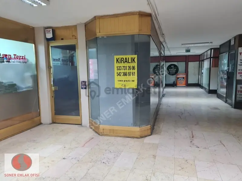 Kadıköy Altıyolda 30 M2 Pasaj İç Mükemmel Dükkan - 17