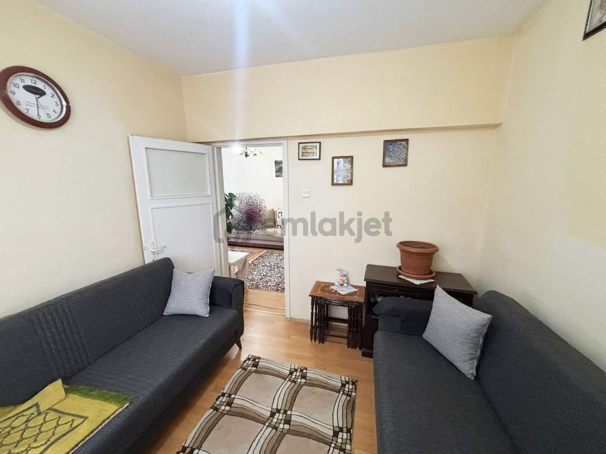 Etlik'te Cadde Üzerinde Katta 3+1 Daire! - 7