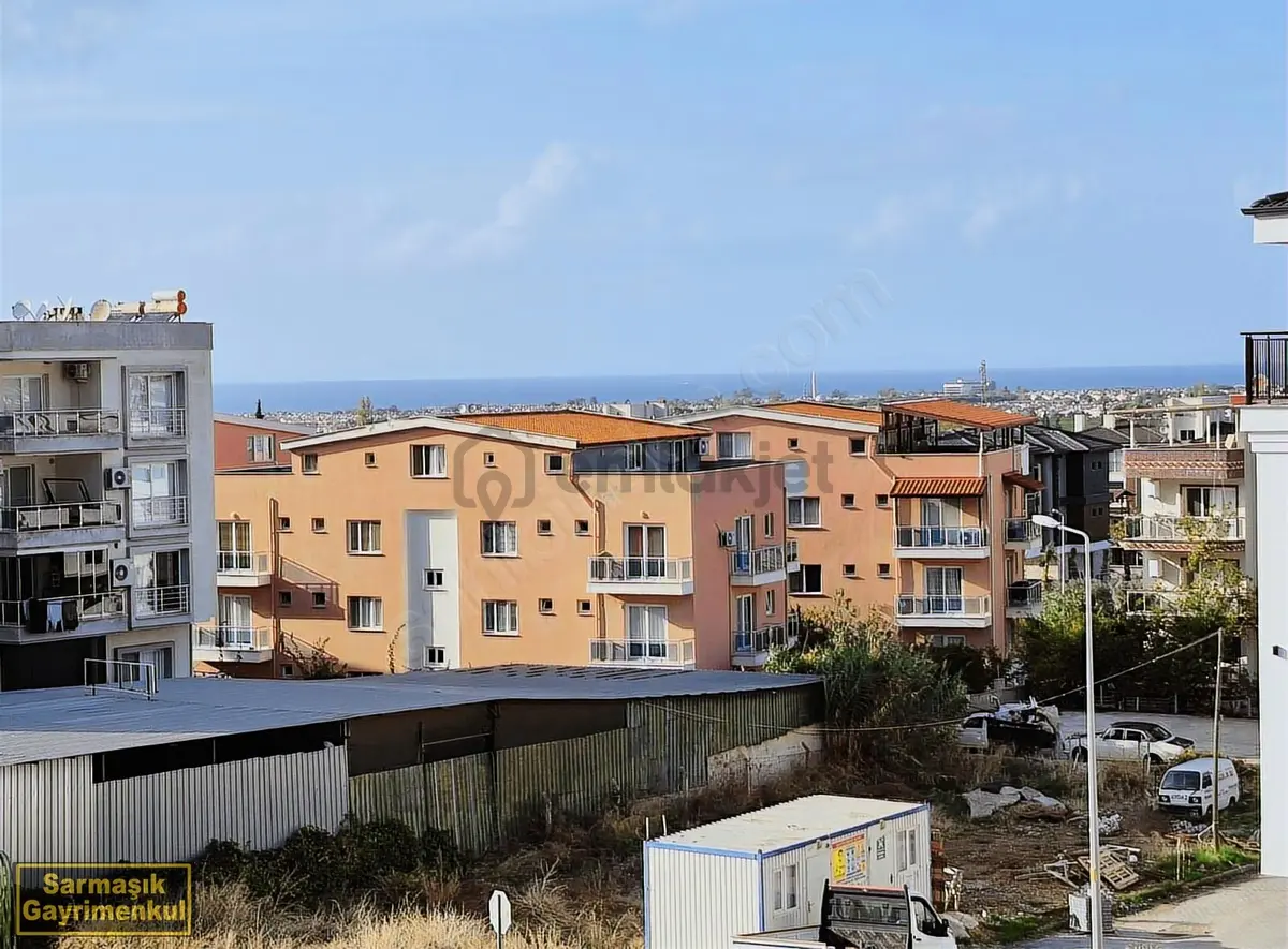 Davutlar'da Havuzlu Lüks Sitede Satlık 2+1 Daire - 2
