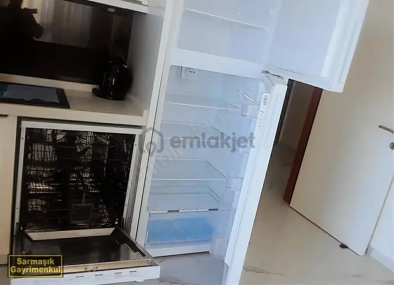 Davutlar'da Havuzlu Lüks Sitede Satlık 2+1 Daire - 14
