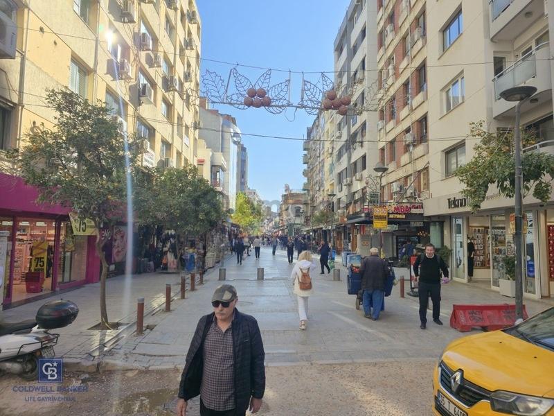 Alsancak'ta Avantajlı Satılık Dükkan - 7