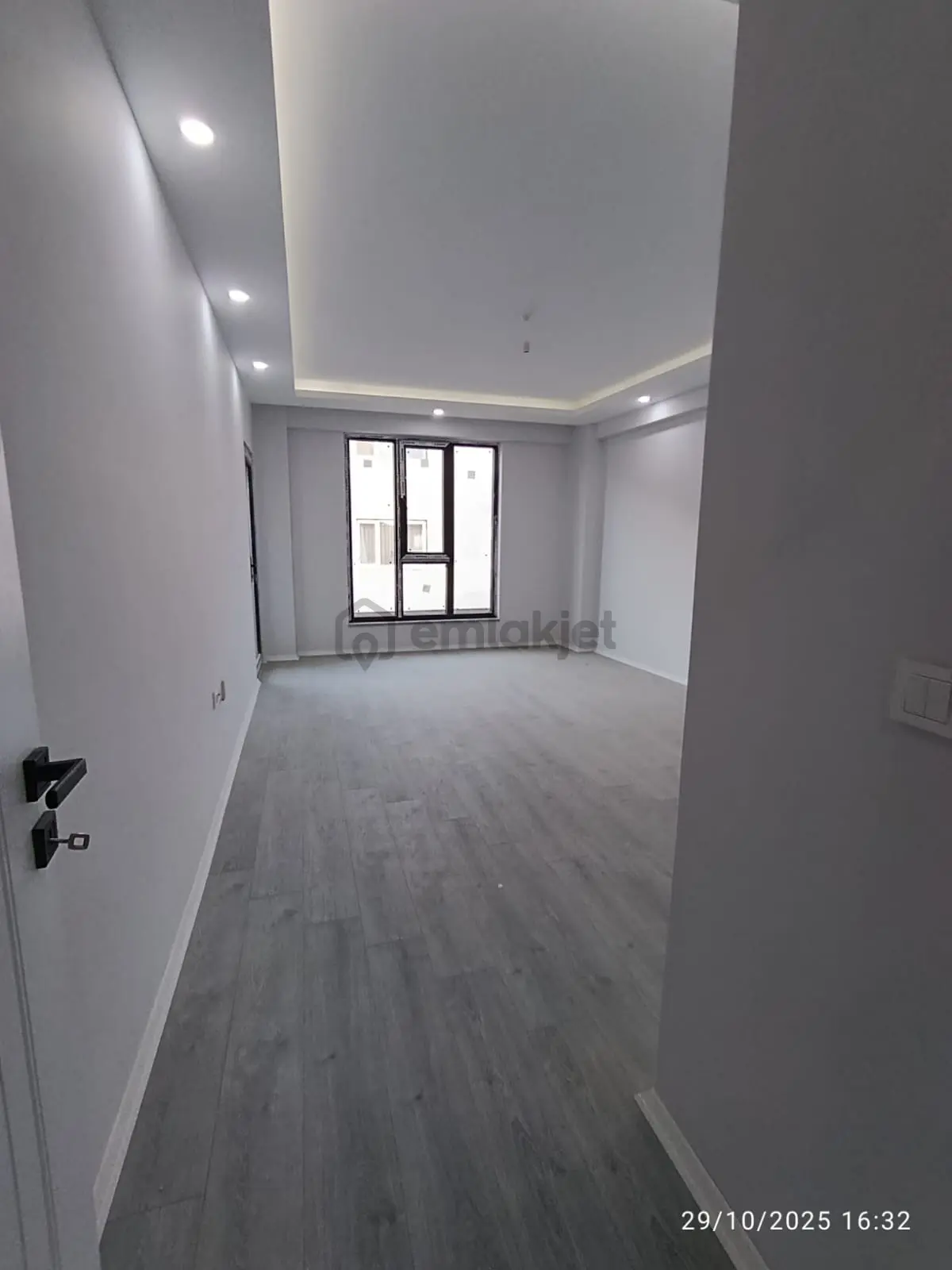 Çamlıca Mahallesinde Satılık 3+1 Daire - 9