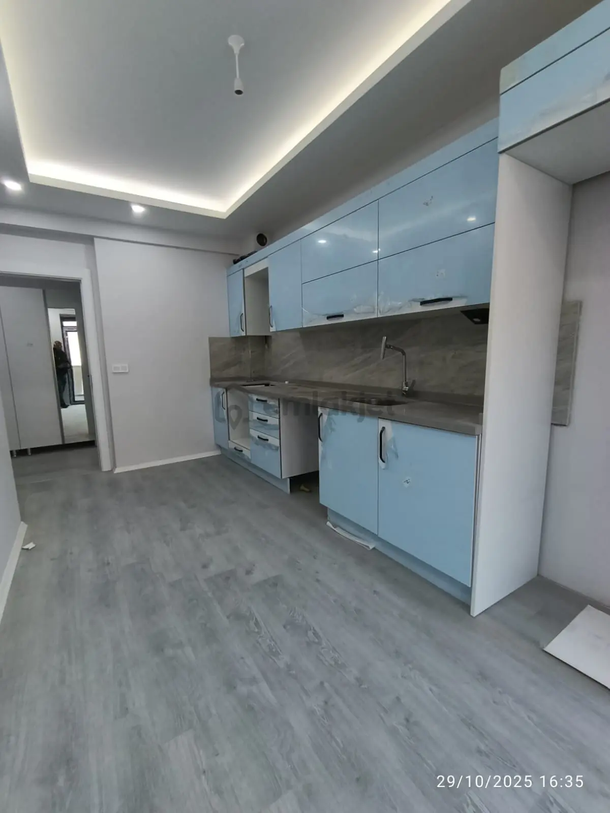Çamlıca Mahallesinde Satılık 3+1 Daire - 2