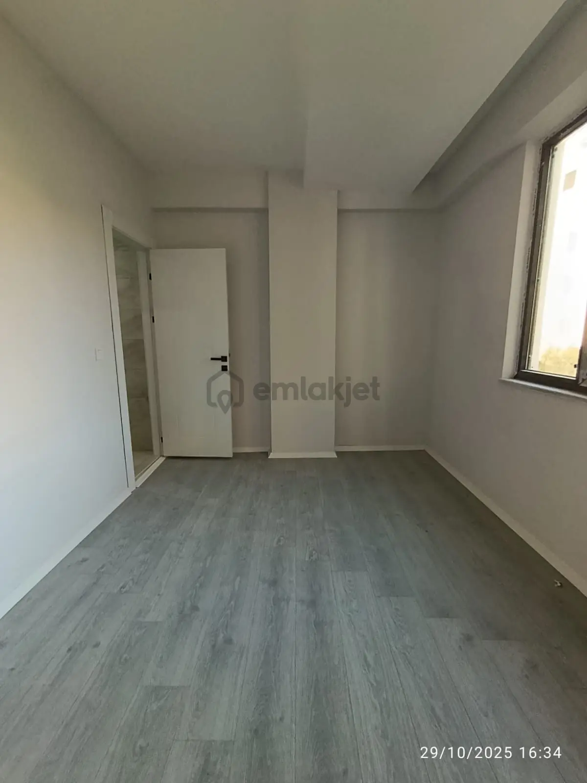 Çamlıca Mahallesinde Satılık 3+1 Daire - 12