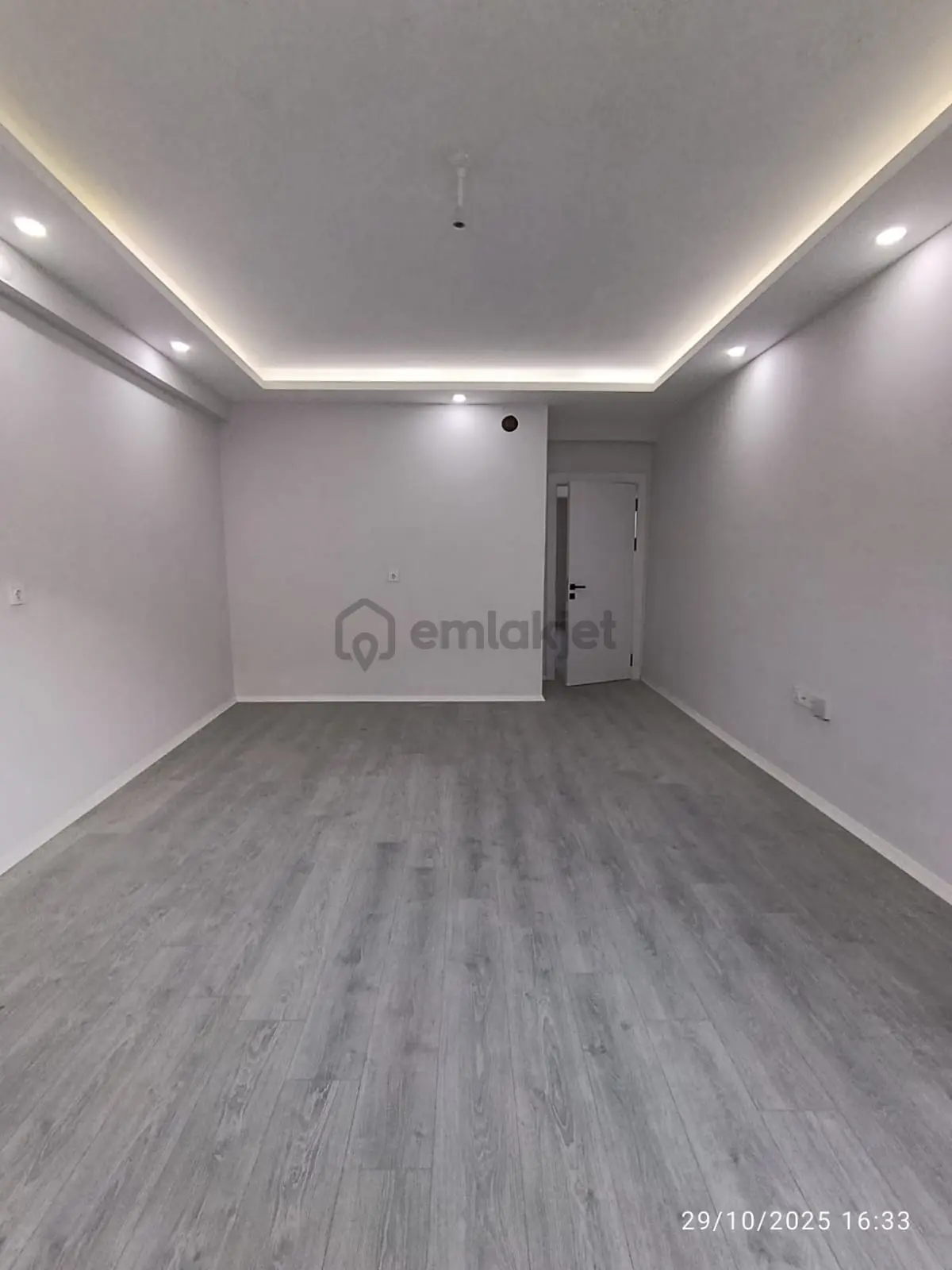 Çamlıca Mahallesinde Satılık 3+1 Daire - 8