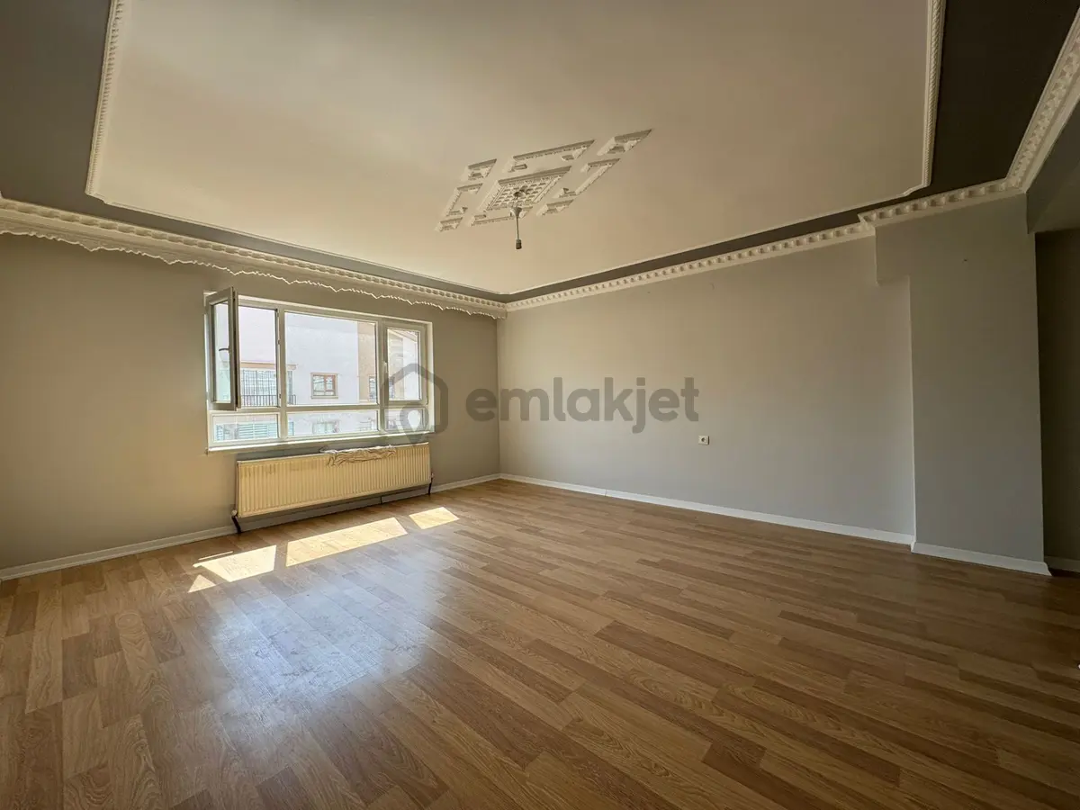 Atapark Mahallesi'nde Genç Binada Full Yapılı 3+1 Daire! - 7