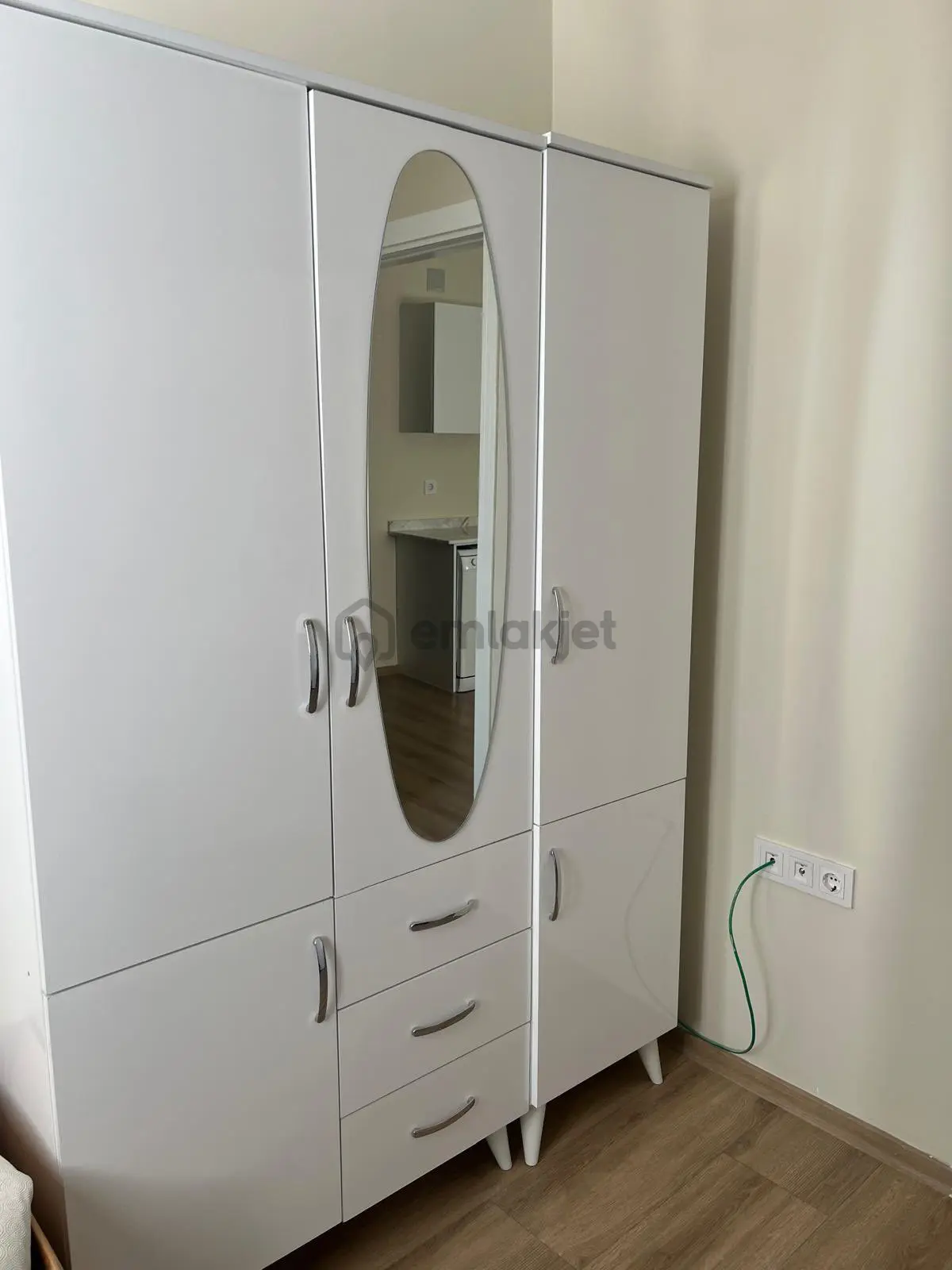 1+1 Fiyatına 2+1 Eşyalı Satılık - 7