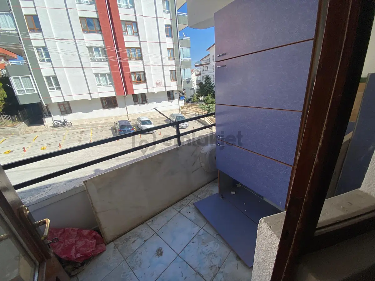 Yayla Mahallesi'nde Asansörlü Binada Katta 3+1 Daire! - 4