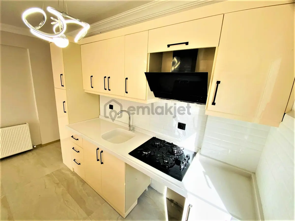 Akçay Merkez De Ön Cephe 2+1 Satılık Daire - 17