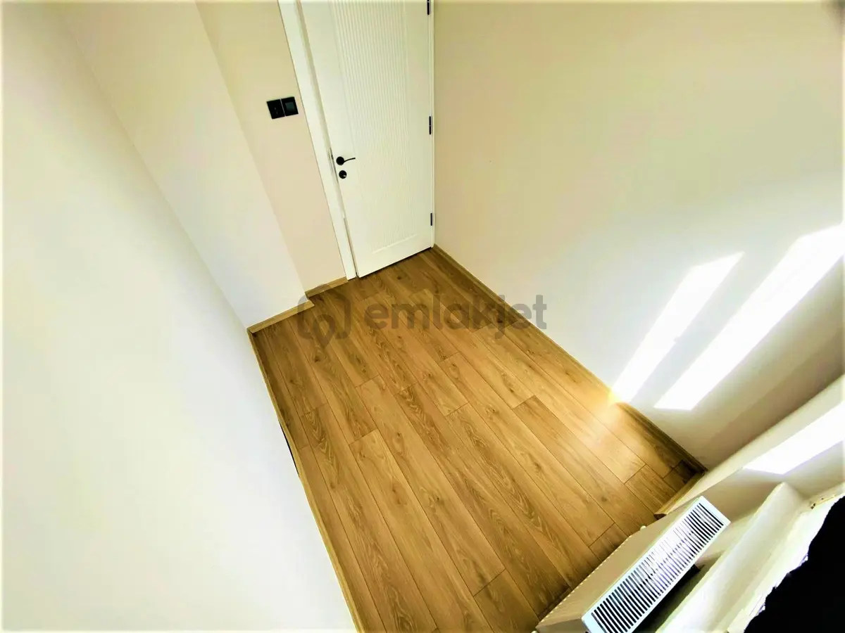 Akçay Merkez De Ön Cephe 2+1 Satılık Daire - 10