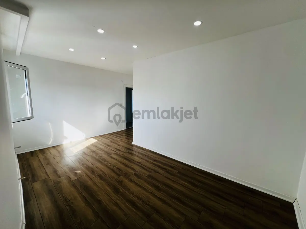 Site İçinde Havuzlu Kapalı Otoparklı Dubleks Daire - 20