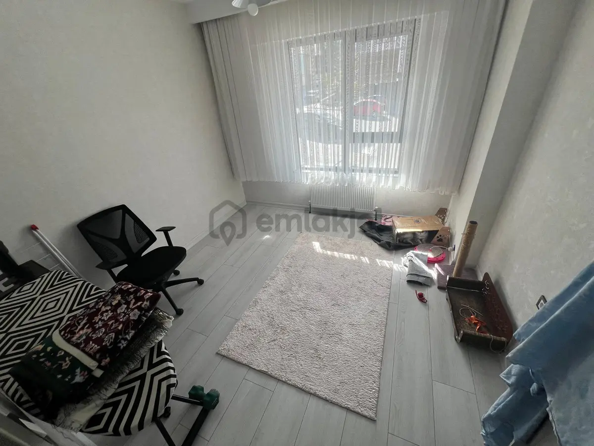Atapark Mahallesi'nde Cadde Üzerinde Sıfır Binada Full Yapılı Daire! - 12