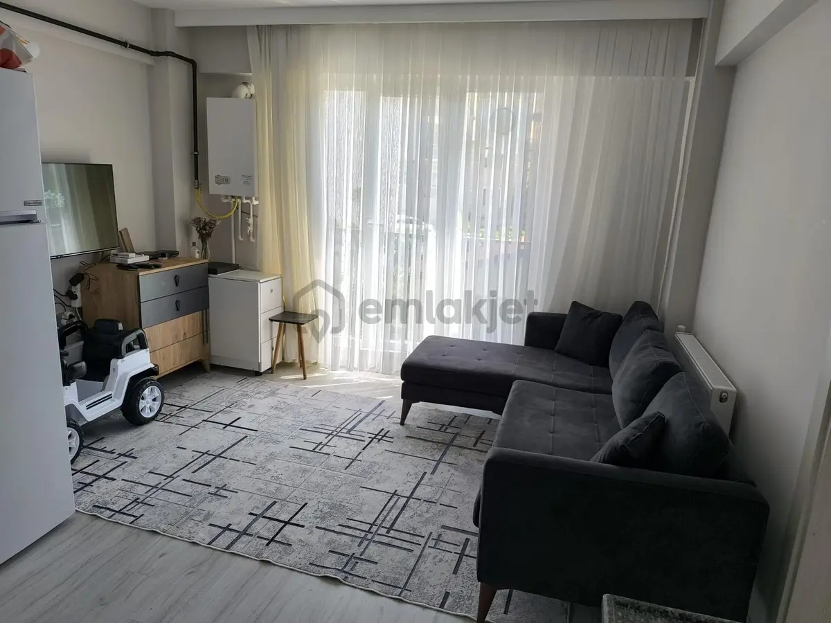 Edirne Merkez Ayşekadında Satılık 1+1