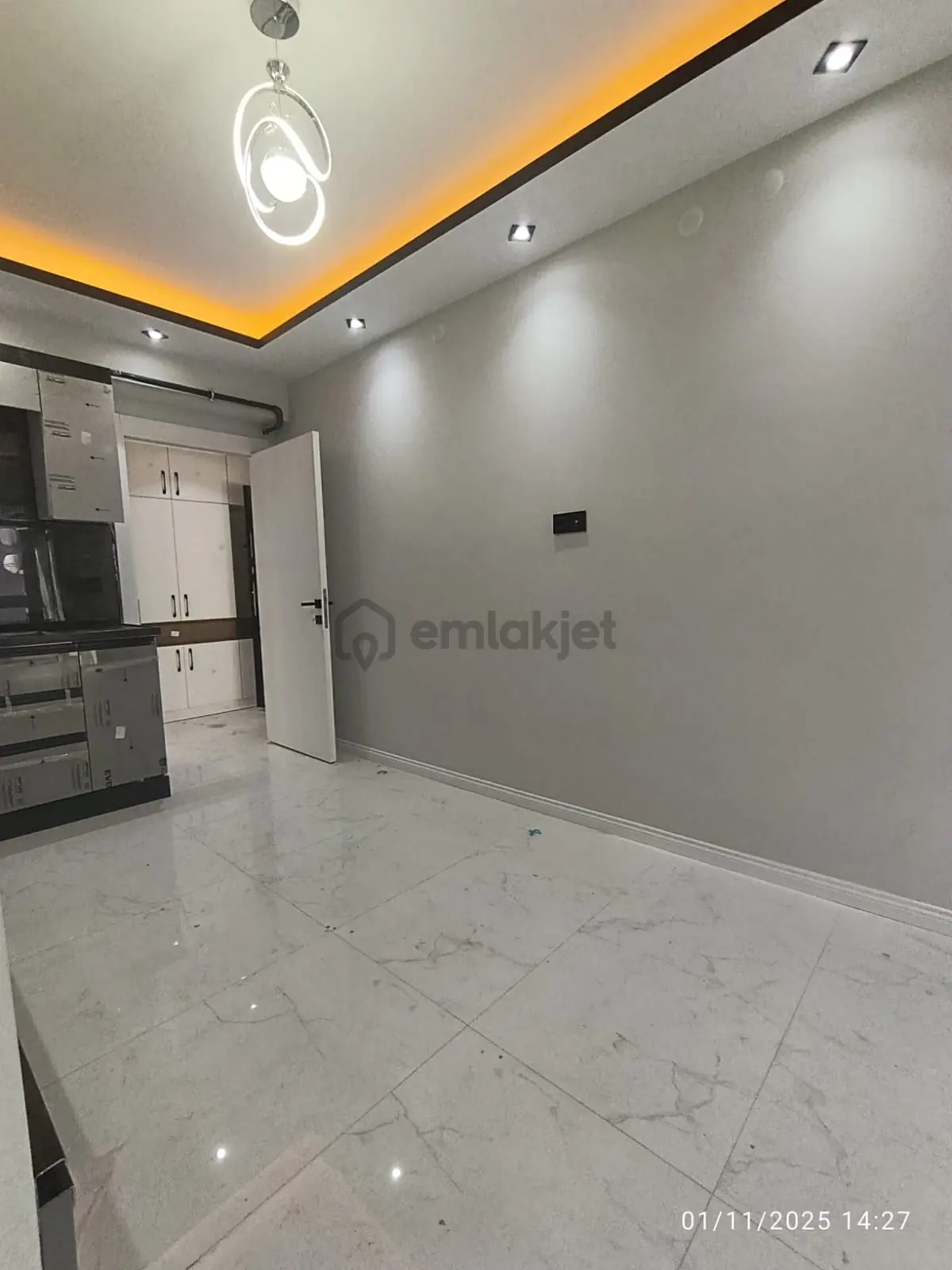 Çamlıca Mahallesinde 3+1 Ultra Lüks Satılık Daire - 3