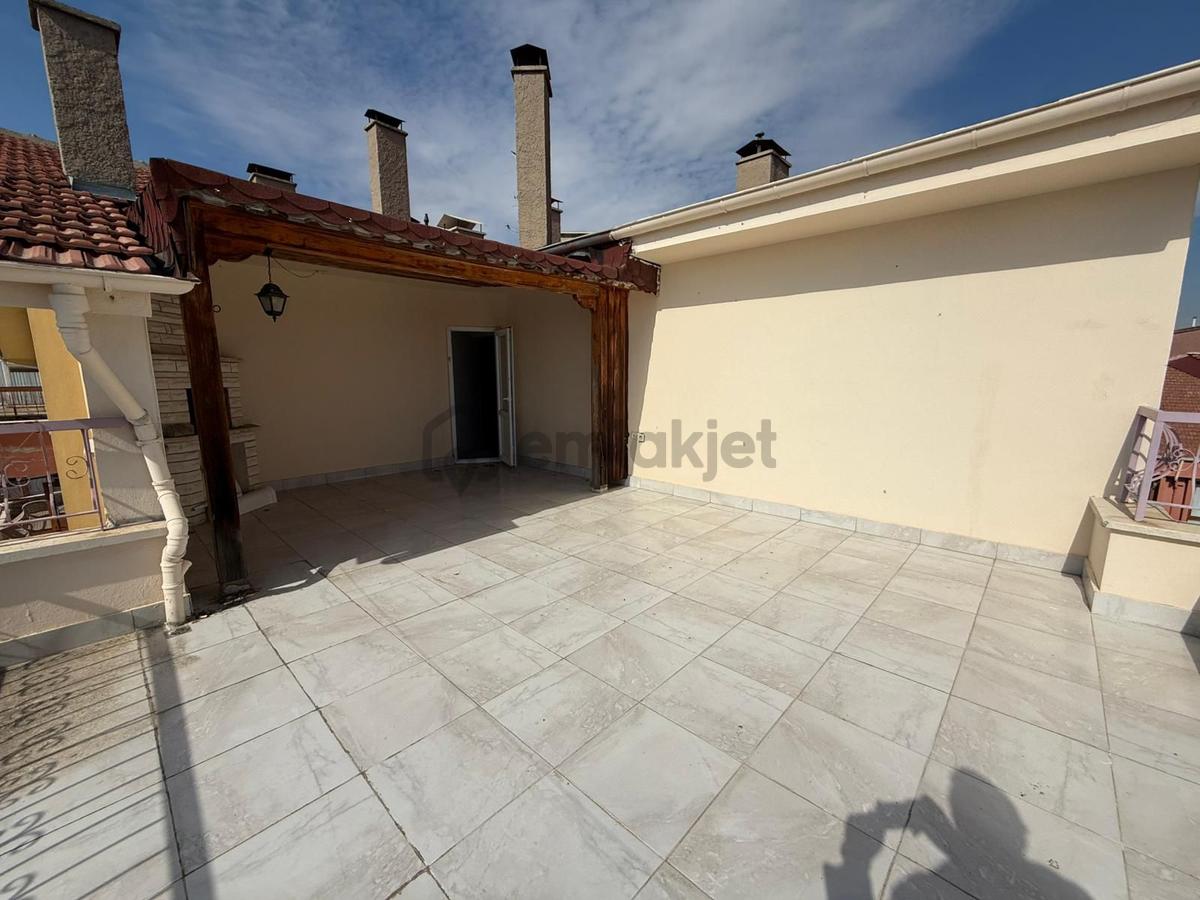 Osmangazi Mahallesi'nde Cadde Üzerinde 4+2 Dubleks Daire! - 22