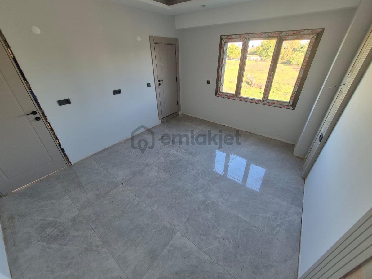 Sabri Pınarbaşı Gayrimenkul'den Akçay'da Satılık Sıfır Tek Müstakil Havuzlu Villa - 32
