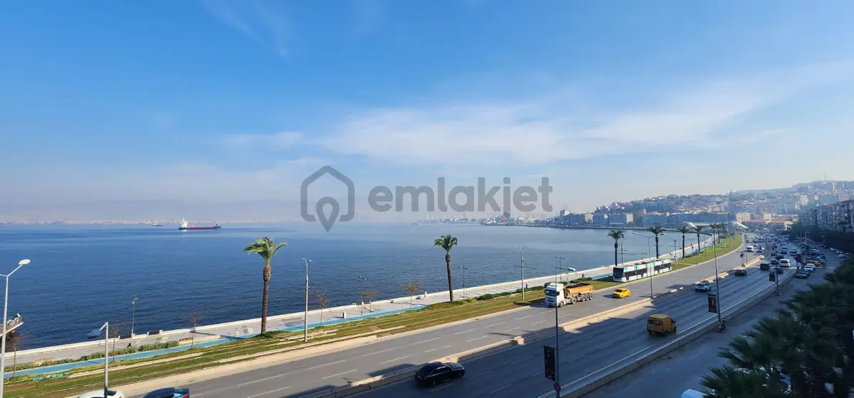 Körfez Manzaralı Satılık Yalı Dairesi - 2