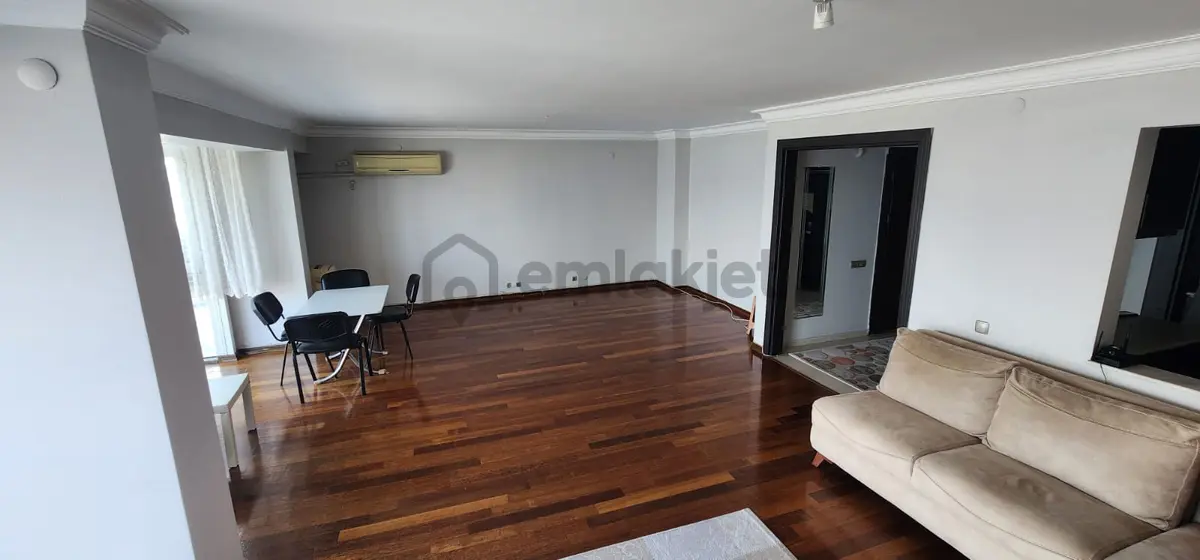 Körfez Manzaralı Satılık Yalı Dairesi - 4