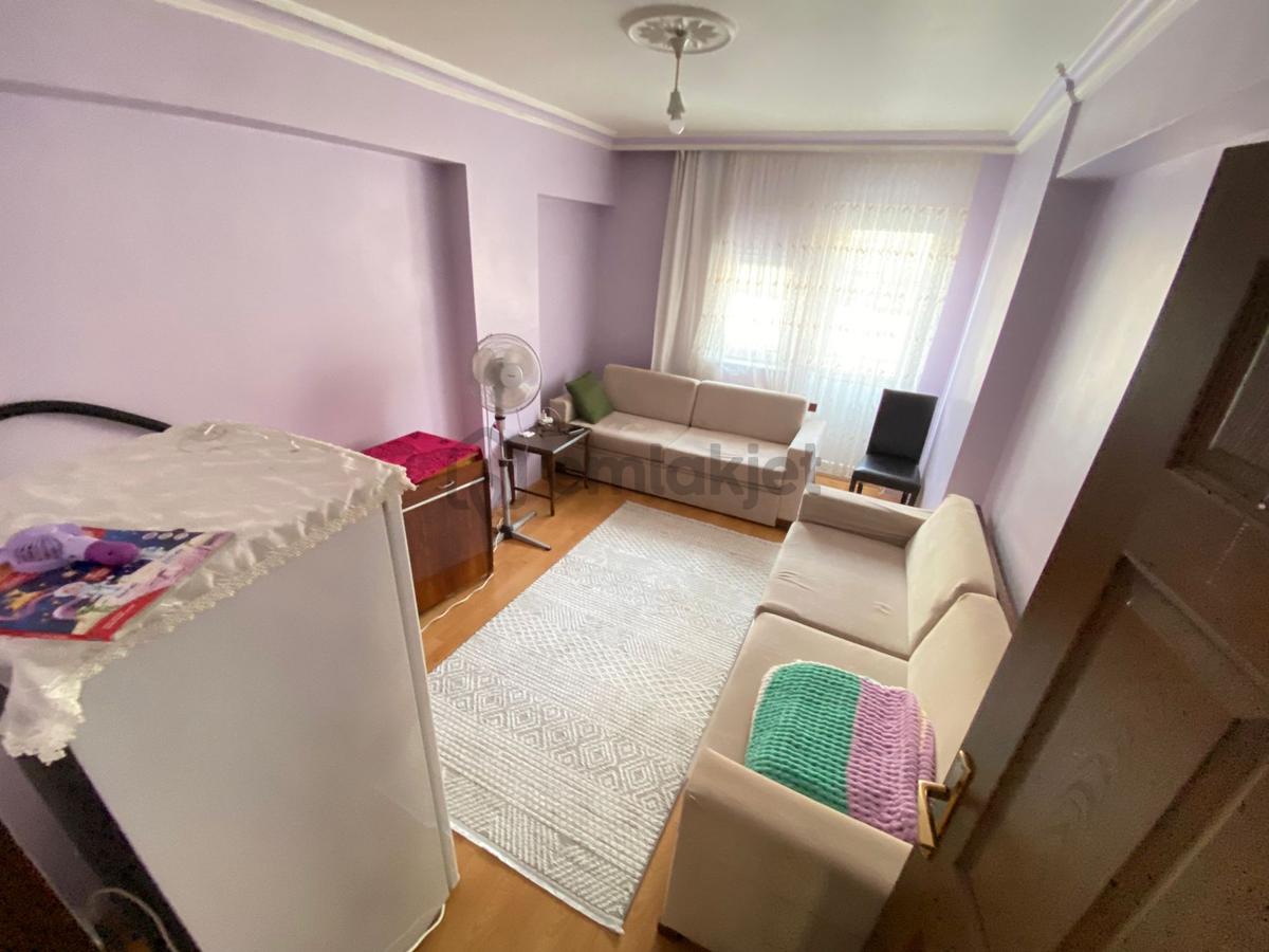 Kuşcağız Mahallesi'nde Cadde Üzerinde Çift Teras Balkonlu 3+1 Daire! - 14
