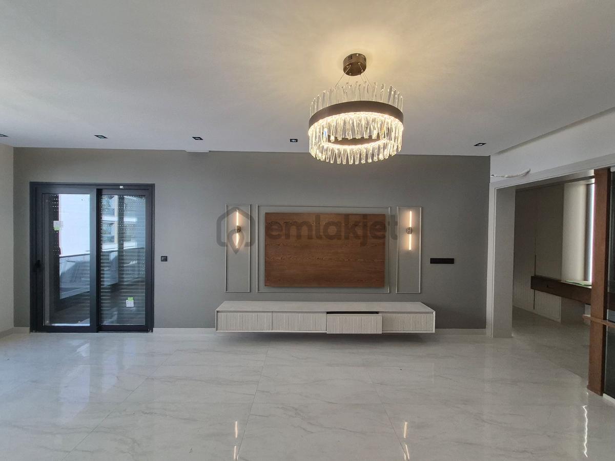 Çalışkandan Yeni Şafak Mah 3+1 190 M2 - 8