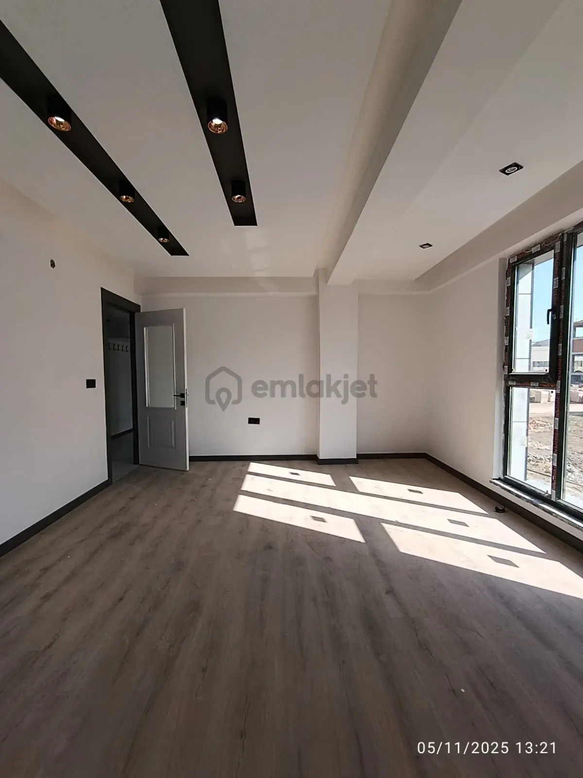 71 Evlerde 2+1 Özel Garajlı Sıfır Daire - 6