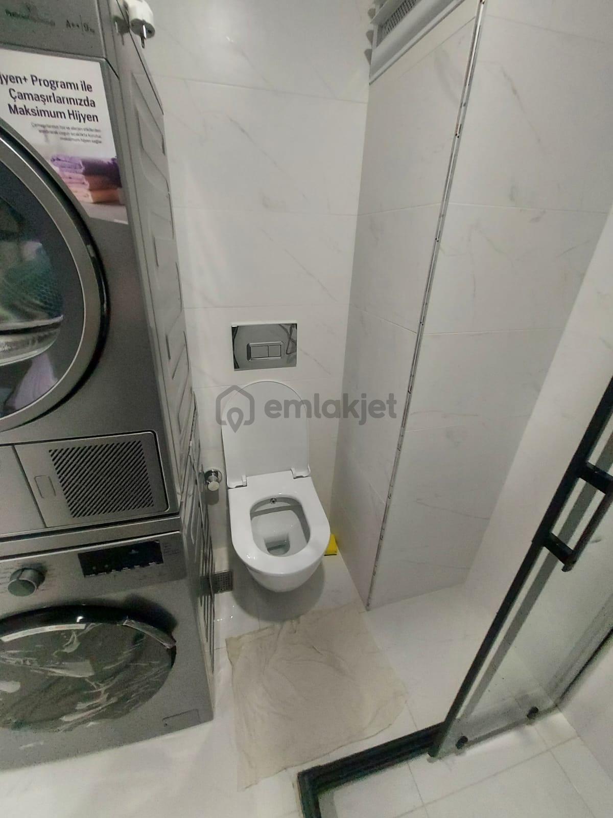 Barış'tan Açık-kapalı Otoparklı Lüks 3+1 Daire - 12