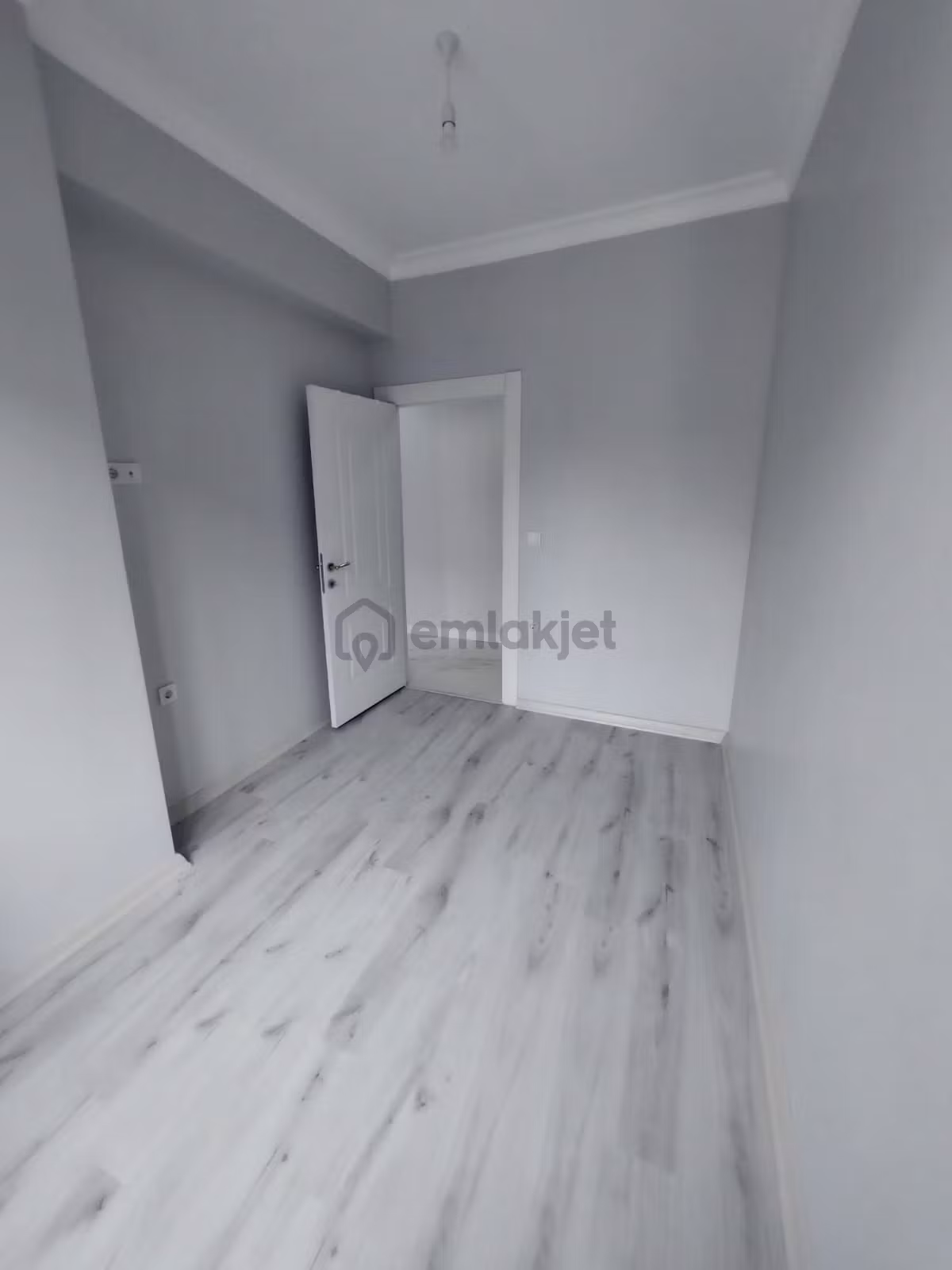 Barış'tan Açık-kapalı Otoparklı Lüks 3+1 Daire - 10