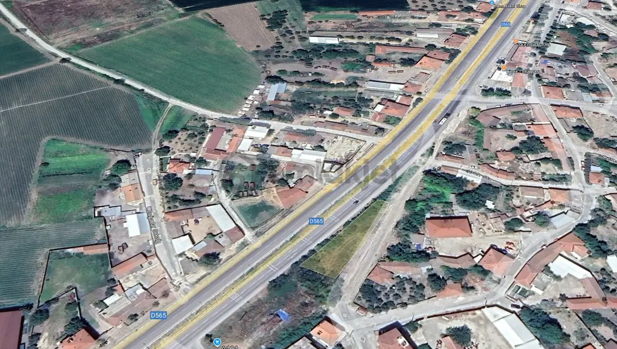 Aksakal Mah. Yol Üstü İmarlı Satılık Arsa - 6