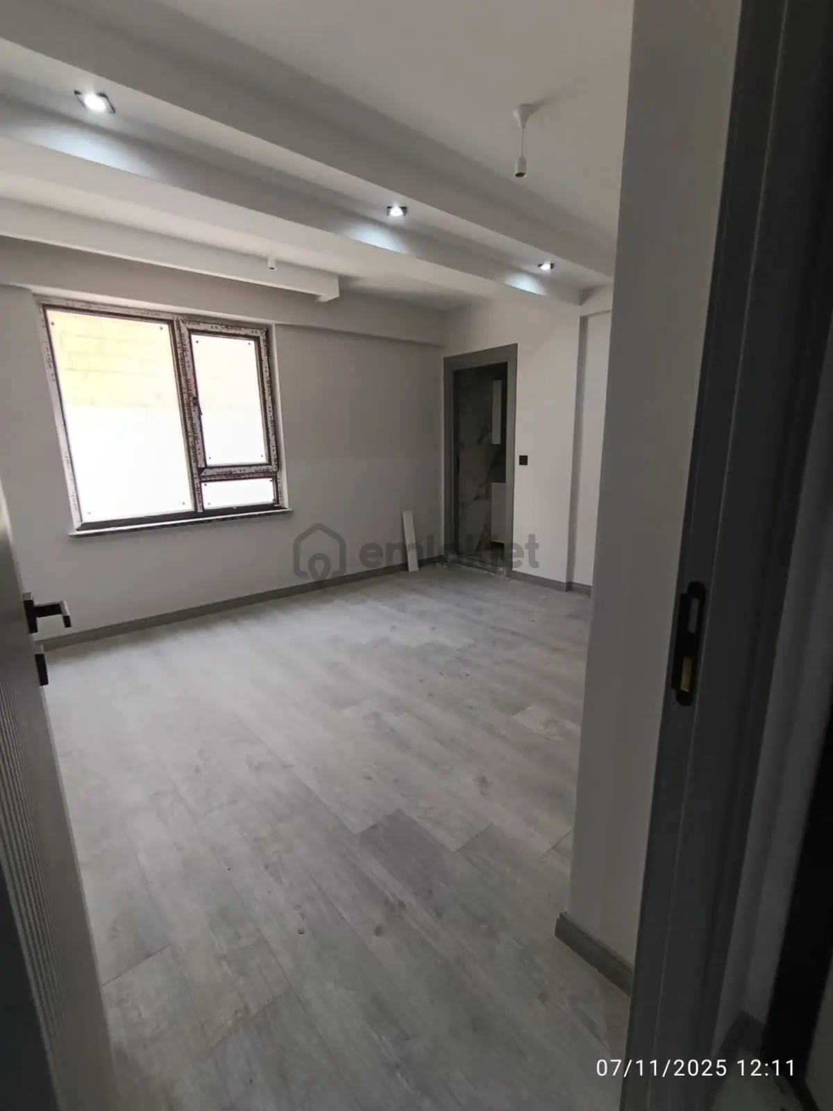 Çamlıca Mahallesinde Satılık 3+1 Daire - 9